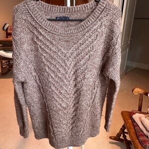 American Eagle Sweater - M